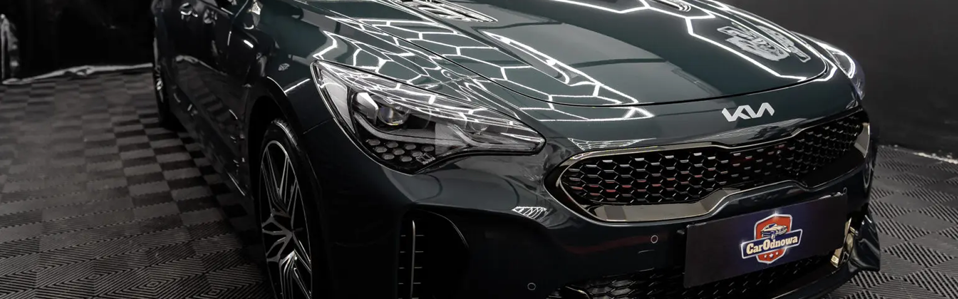 Hero desktop background